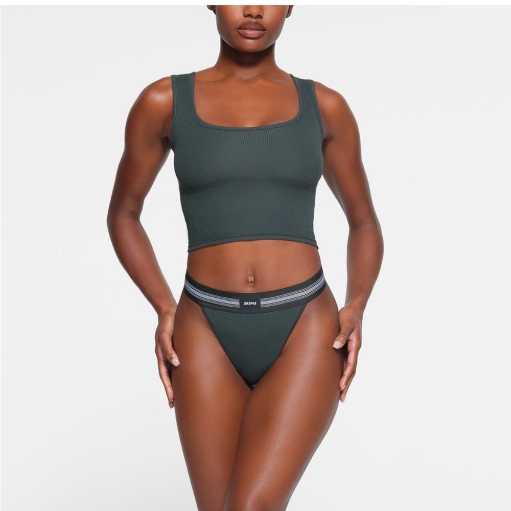 New skims ribbed cotton tank top size XXL in color spruce